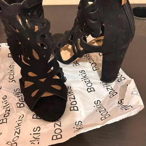 Black Heels 10cm with Gold Zipper Used