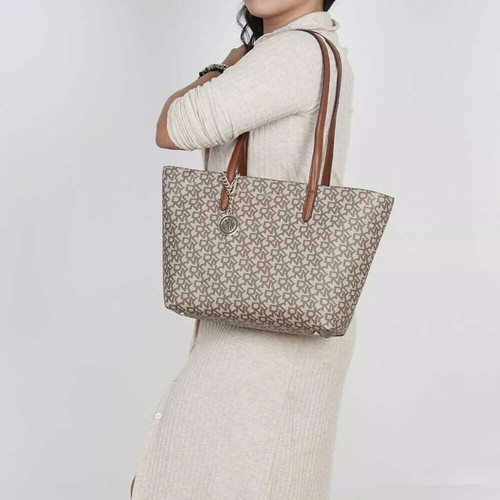 DKNY Bryant Women's Shoulder Shopper Bag Tan New