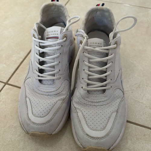 Tommy Hilfiger sneakers used, white chunky