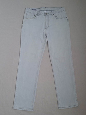 Patagonia men's jeans used, size 34, white