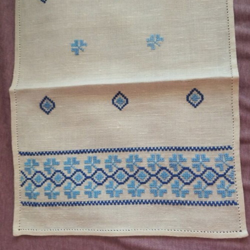 Vintage Handmade Table Linen Set 7 Pieces Linen with Blue Cross Stitch