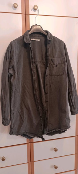 Τζακετ μαύρο τζιν pull&bear S