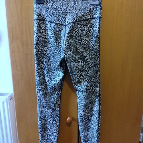Nike animal print leggings small like new