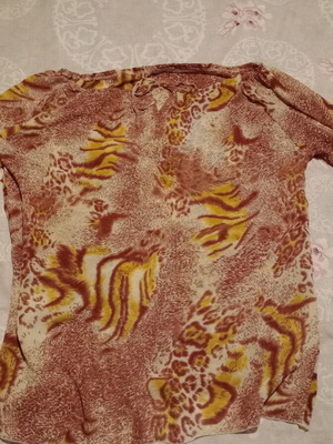 Women's blouse with animal print in earthy tones like new, size XL
