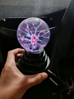 Plasma ball from CERN like new with charger
