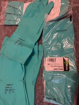 Protection gloves new, pair