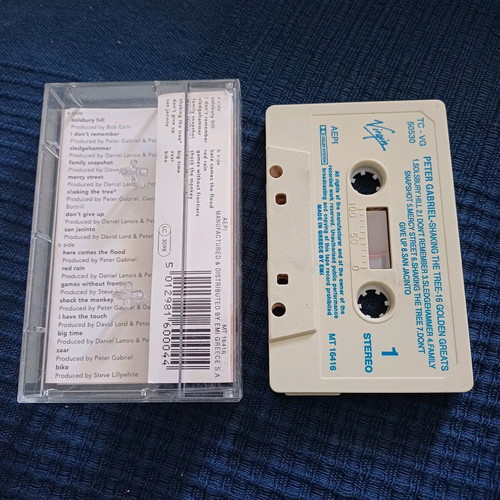 Peter Gabriel Shaking the Tree cassette album like new, rock