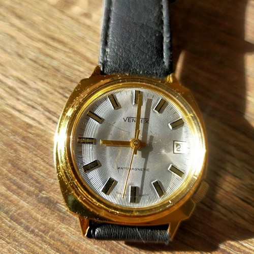 Mechanic wristwatch