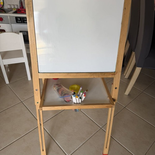 Children's Double-Sided Drawing Board used with clock and abacus