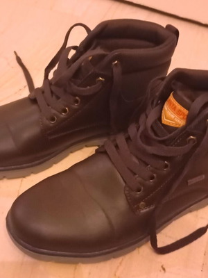 Men's brown ankle boots new, size 42