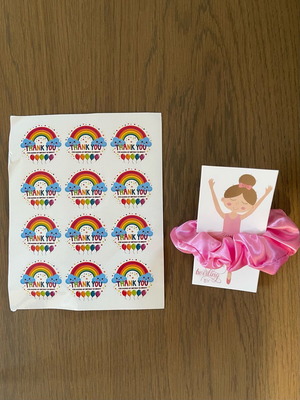 Αυτοκόλλητα και δωράκια για πάρτυ καινούργια, 24 αυτοκόλλητα, 10 scrunchies, 10 φιγούρες μπαλαρίνας