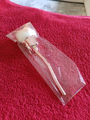 Women’s makeup brush new rose-shaped design
