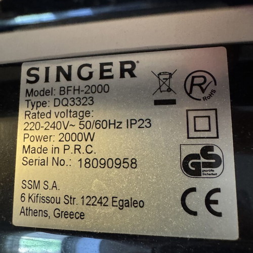 Singer Ceramic Floor Bathroom Heater 2000W like new