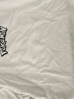 Charizard pink sweatshirt used, unisex, size M