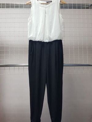 Vera Mont formal jumpsuit new, size 42, black and white