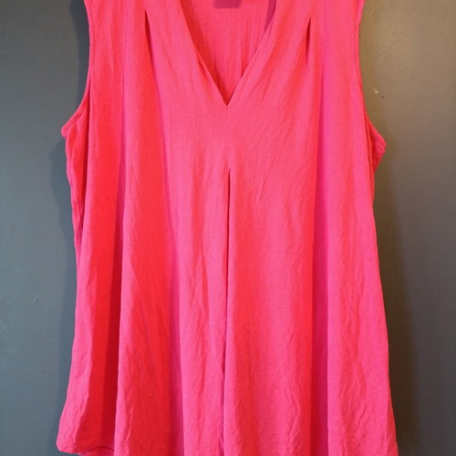 Ricki's Plus Size Tunic XL-XXL in Bright Pink with Pleats, New