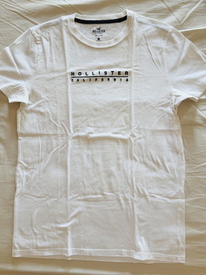 Hollister California white T-shirt, size S