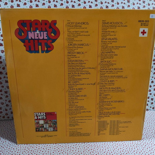 Stars & Neue Hits Für Das Rote Kreuz vinyl album