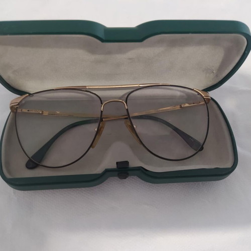 Lacoste vintage 1980s glasses used with clear glass lenses gold