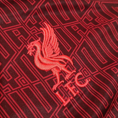 Liverpool Nike training shirt 2022 size M like new