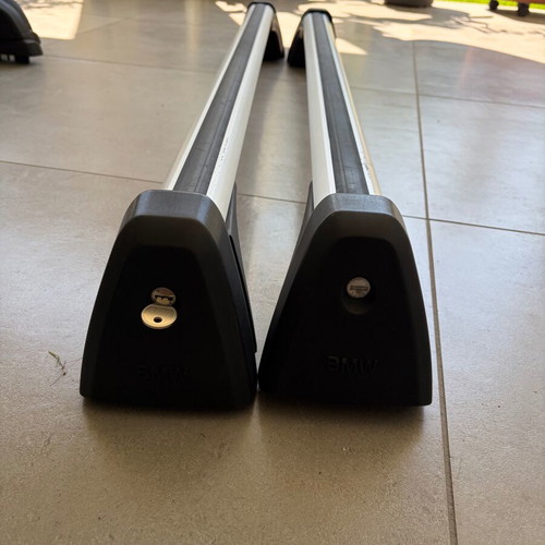 BMW X1 F48 Roof Racks used with keys, flush rails