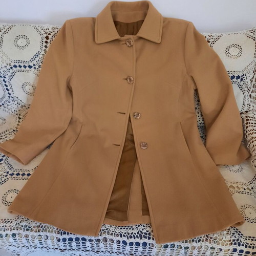 Women's camel coat used, size M