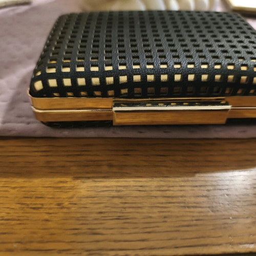 Women's clutch like new, with chain, gold