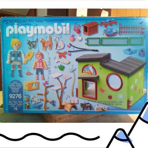 Playmobil 9276 Cat Shelter with Box and Extra Animals