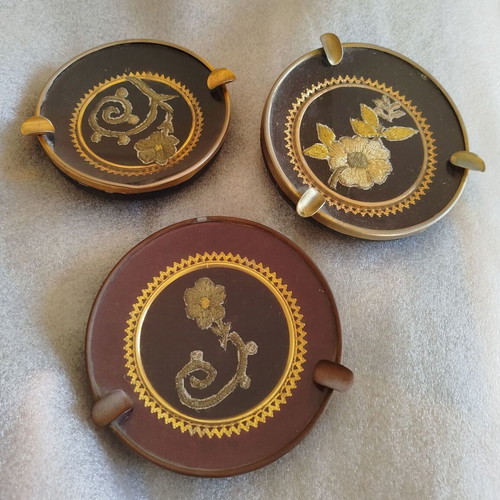 Vintage decorative ashtrays used, set of 3 pieces