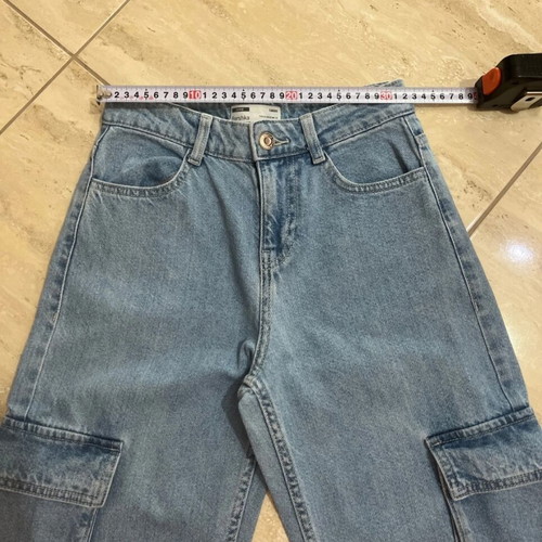 Bershka women's cargo jeans like new, size 34, blue