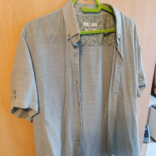 Men's short sleeve shirt size L like new, green