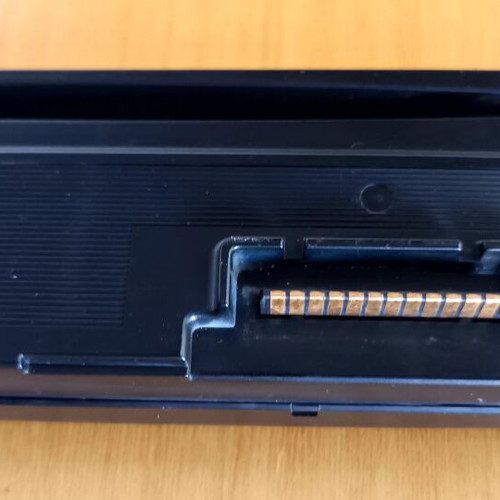 Clarion DRB4575R detachable car radio CD faceplate