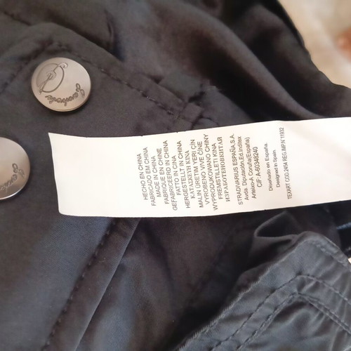 Stradivarius women's windbreaker jacket like new, black, size L