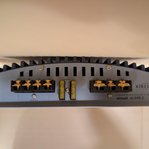 Xetec Circuit xi-240.2 car amplifier used, 2-channel, 500W