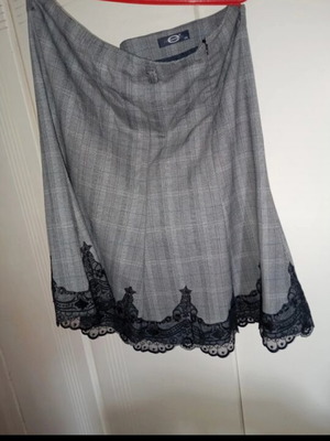 Women's skirt with lace gray like new, size XXXL