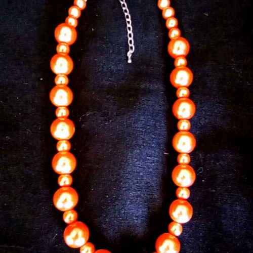 Necklace with Orange Faux Pearls graduated beads 43 cm like new