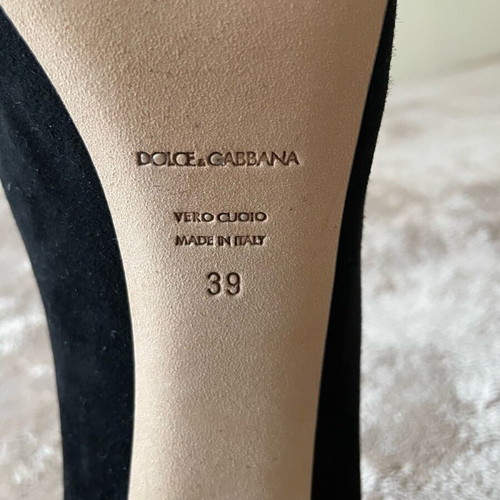 Dolce & Gabbana Suede Leather Heels Like New, Size 39, Black