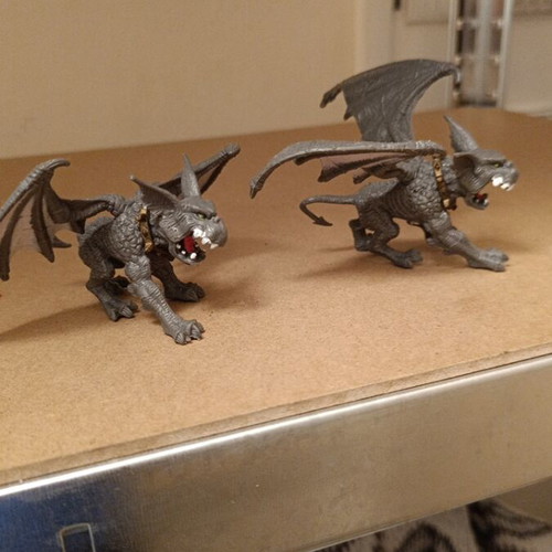 Set of 3 fantasy figures like new
