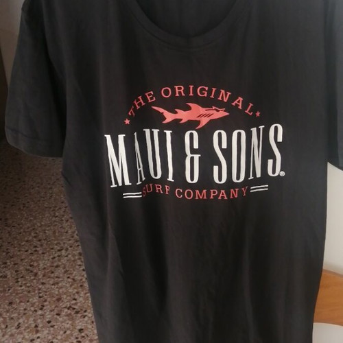 Maui & Sons T-shirt XL new, black and red, 100% cotton