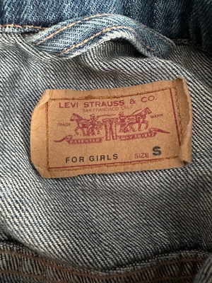 Levis Jean jacket used, small