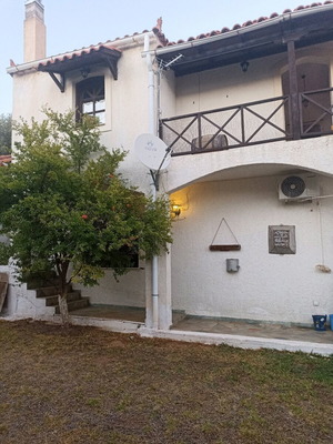 Maisonette 130 sqm in Eretria Evia with garden, view and furnished