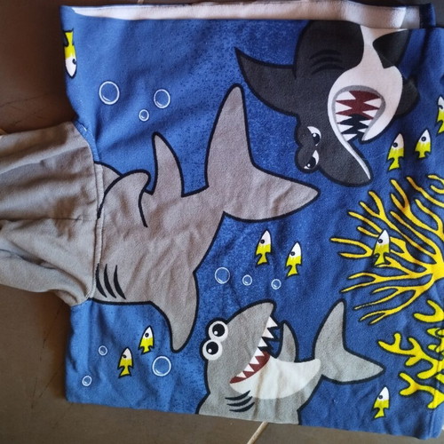 Children's beach poncho one size like new