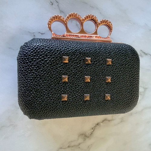 Women's black handheld bag like new, size 16x12 cm