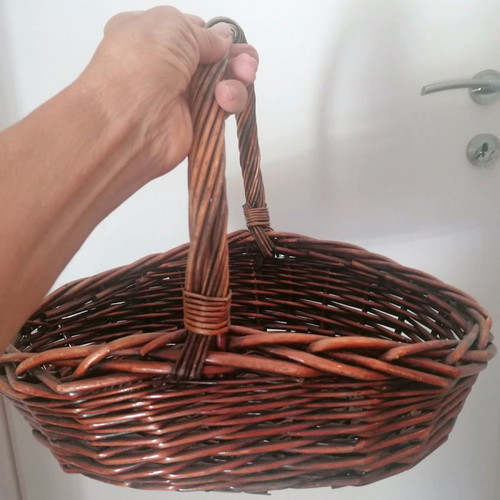 Baskets like new, pack of 7 assorted