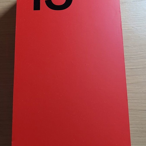 OnePlus 13 256GB black eclipse smartphone like new