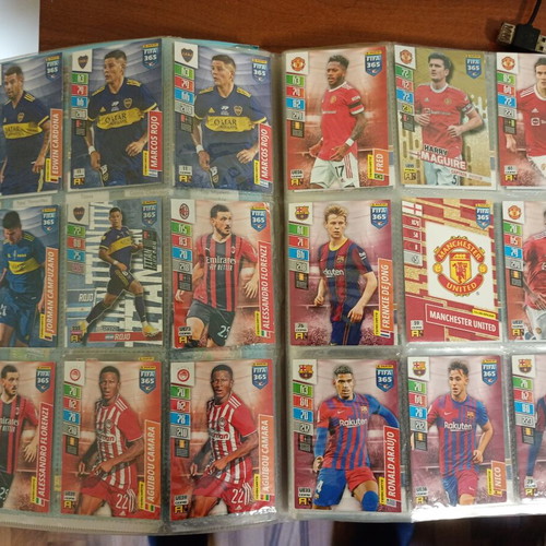 Fifa 365 2022 collection like new