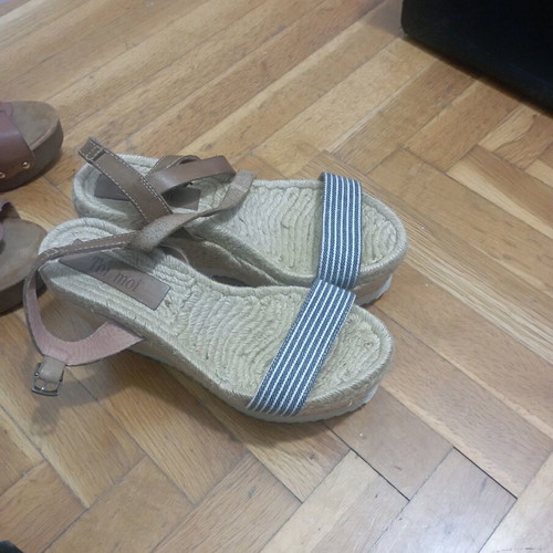 Women's summer shoes like new, 3 leather pairs, size 38