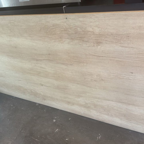 Handmade professional workbenches used with large storage space