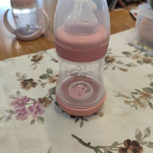 Chicco Perfect 5 baby bottle 150ml, Nuk Classics First Choice Bambi training bottle 150ml, Nuk First Choice training bottle 300ml