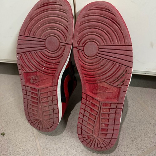 Jordan 1 Low Reverse Bred sneakers used, size 45, red